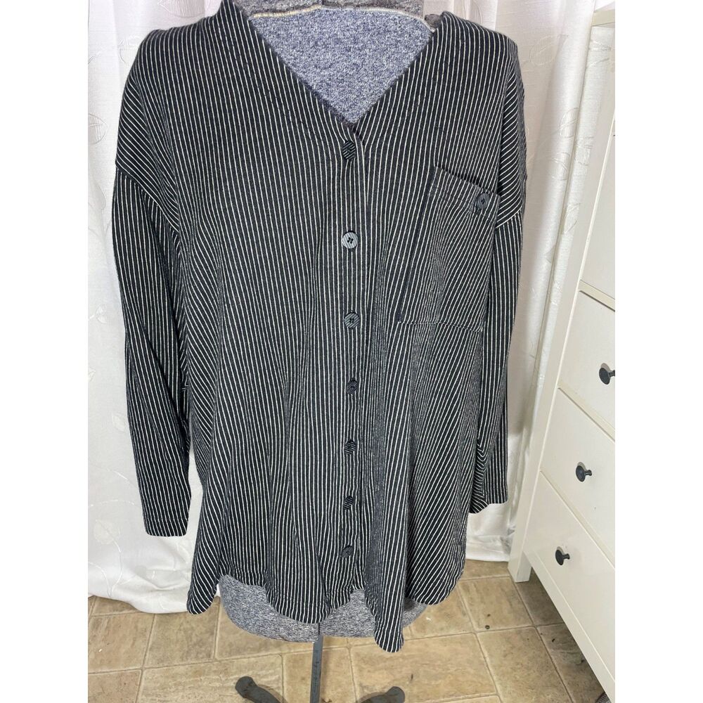 Elizabeth by Liz Claiborne striped button up shirt